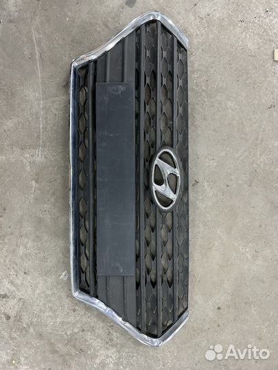 Решетка радиатора Hyundai Solaris 2