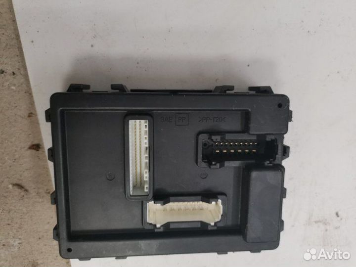 Блок комфорта Nissan Note хэтчбек HR15 2005