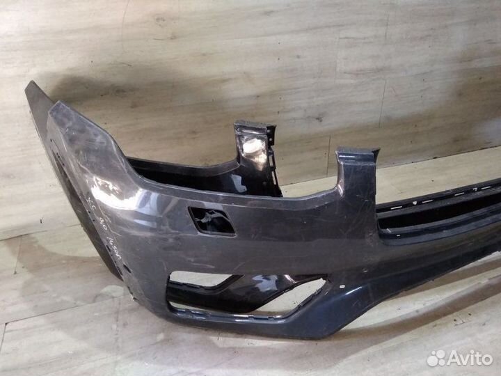 Бампер передний Volvo