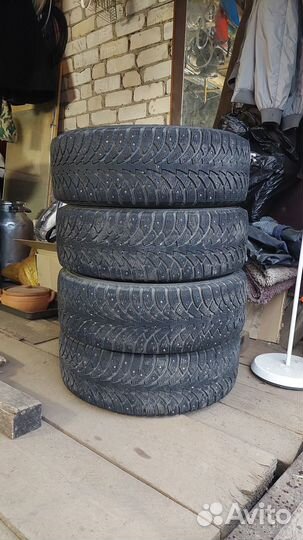 Nordman 5 215/65 R16 102T