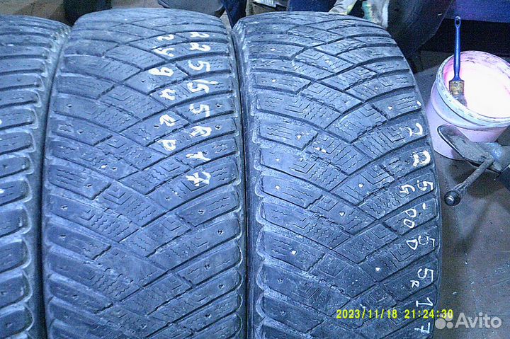 Goodyear Ultragrip Ice Arctic 225/55 R17