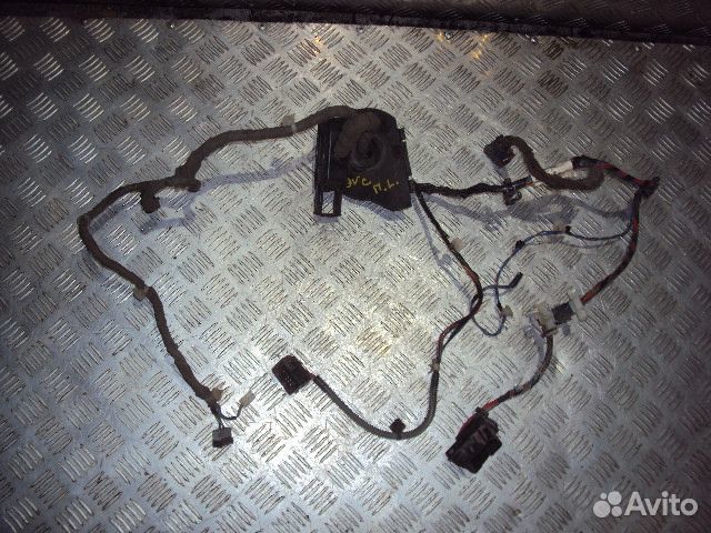 Электропроводка двери Vectra С (02-08) пер.L Б\У (арт. 13140011)