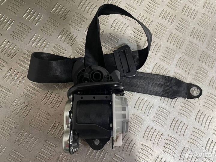 Ремень безопасности Audi A3