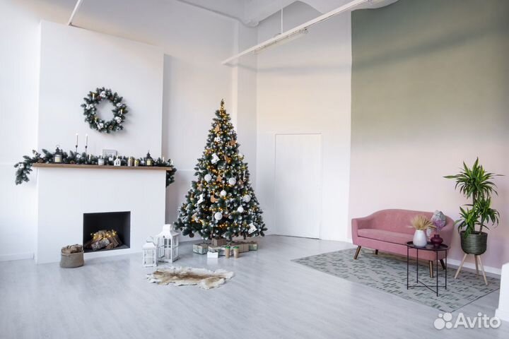 Аренда фотостудии с новогодним декором