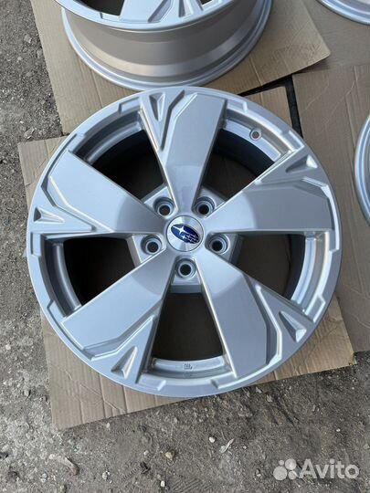 Диски Subaru Outback Forester R18