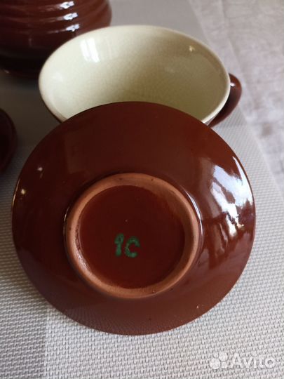 Глиняный кувшин