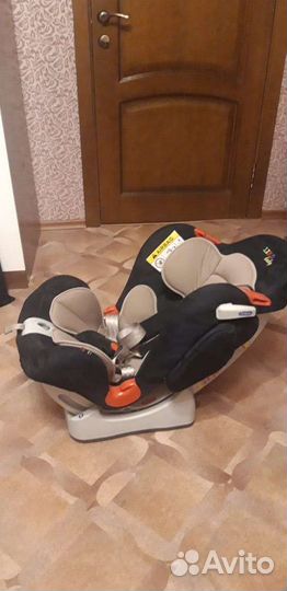 Детское автокресло до 25 кг