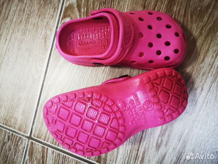 Резиновые шлепки детские Crocs