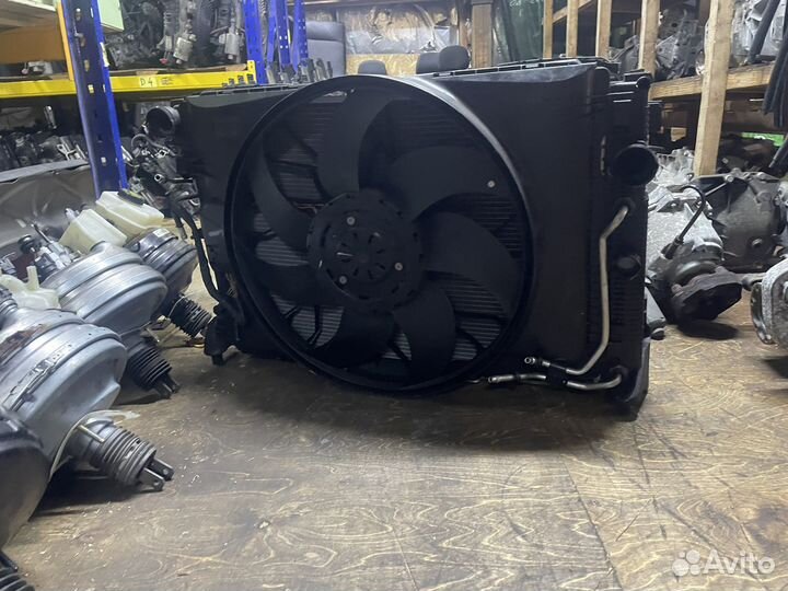 Кассета радиаторов (пакет охлаждения) Мерседес 212