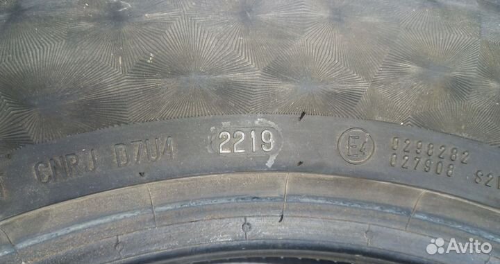 Continental PremiumContact 6 235/60 R17