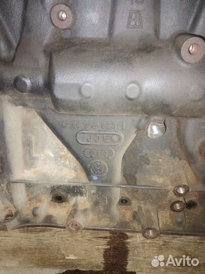 Блок цилиндров vw Tiguan 2.0