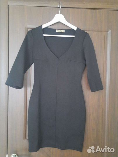 Платье colambetta 42