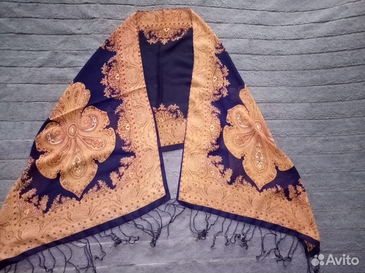 Шелковый платок