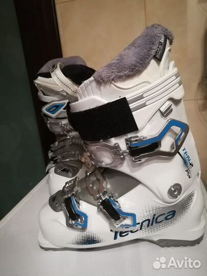 Горнолыжные ботинки