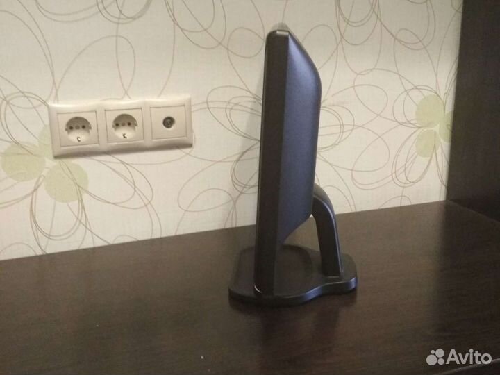 Монитор 19 дюймов