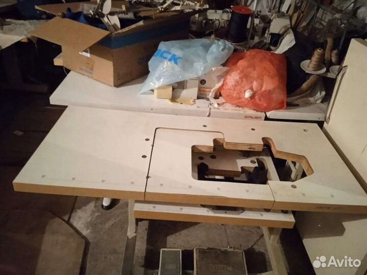 Стол для оверлока
