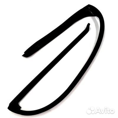 Уплотнитель зад/прав двери внешний Volvo V70/XC70