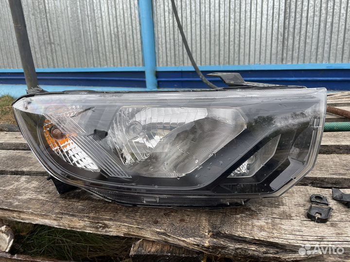 Права фара Лада гранта FL