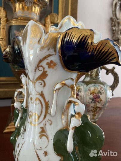 Антикварная ваза. Старый Париж