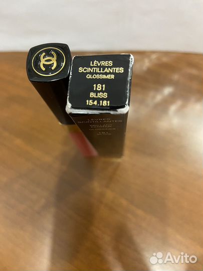 Блеск для губ chanel