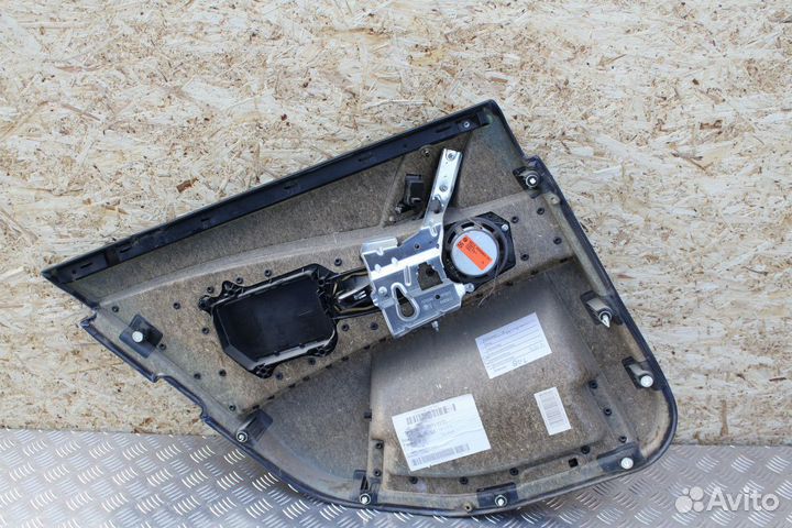 Обшивка двери задней правой BMW 5 серия