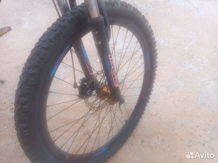 Велосипед maxxpro