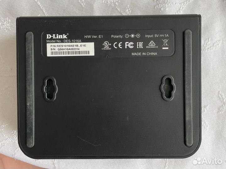 Неуправляемый коммутатор с 16 портами