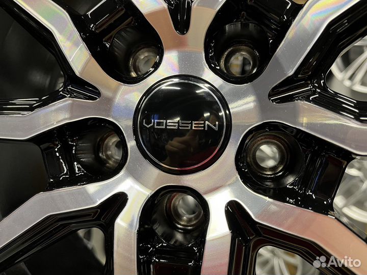 Диски R17 Vossen на Skoda Superb и Volkswagen Golf