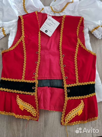 Костюм красной шапочки