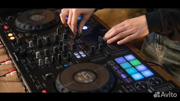 Диджей С базой караоке. проектор+ экран