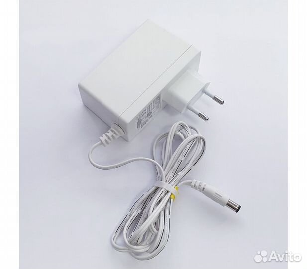 Блок питания/адаптер 12v 2a оригинал новый