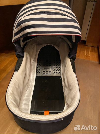 Люлька на коляску