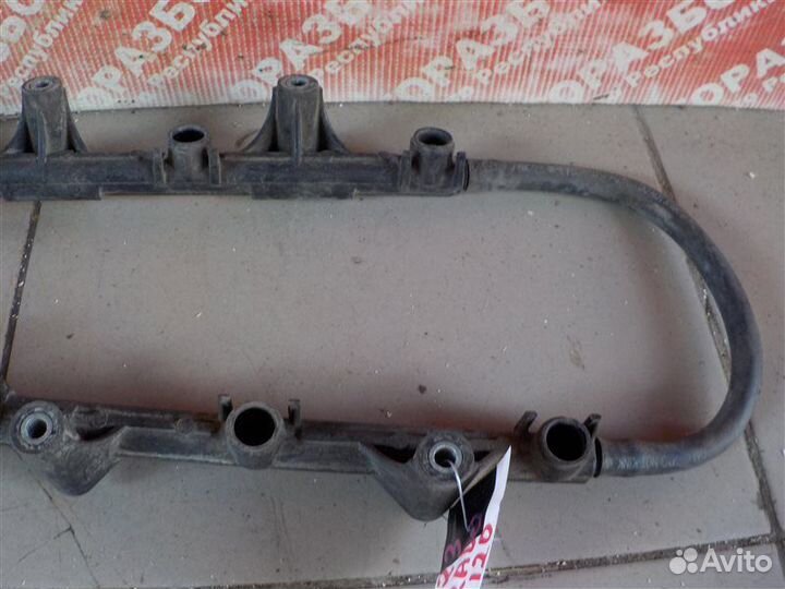 Топливная рампа Toyota Land Cruiser 120 2002-2009