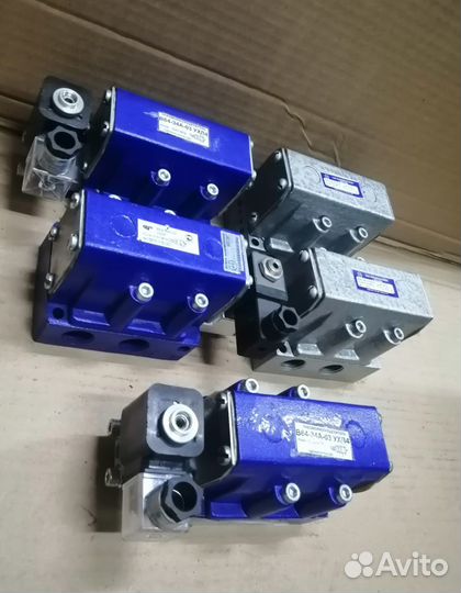 Пневмораспределитель В64-34А-03