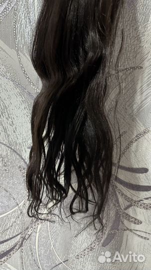 Волосы на заколках