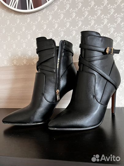 Сапожки женские 39 размер