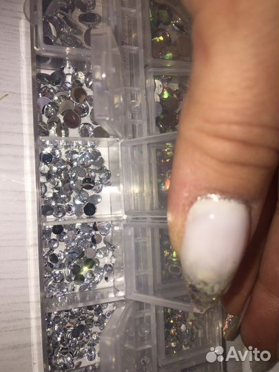 Стразы для ногтей