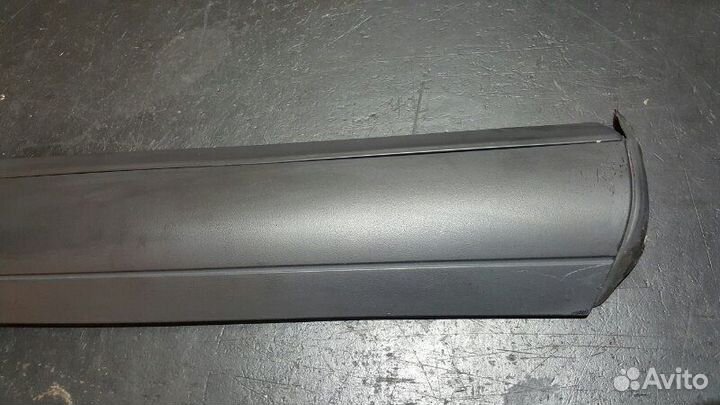 Молдинг двери задний правый Porsche Cayenne 957