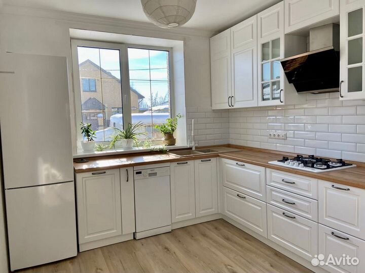 Кухня эмаль прямая. Рассрочка ars 8327