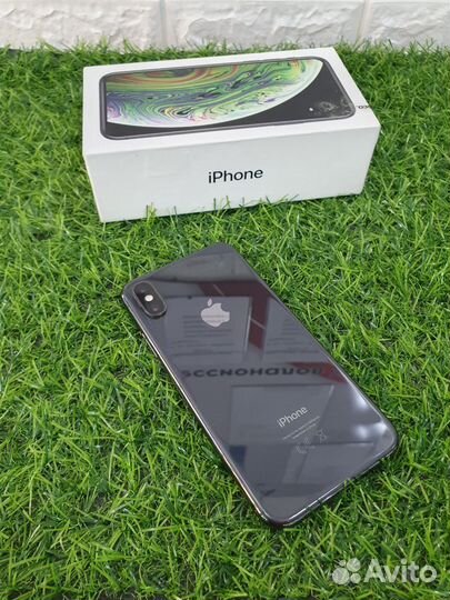 iPhone Xs, 64 ГБ