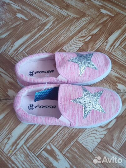 Кеды новые для девочки 32 размер