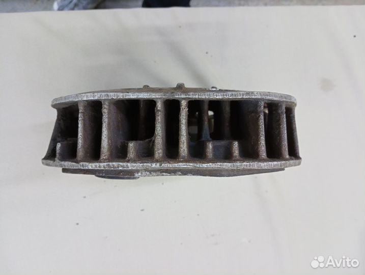 Головка цилиндра мотоцикла кмз-К750