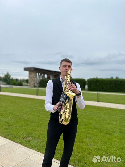 Саксофонист и DJ на праздник