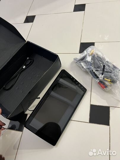 Магнитола teyes CC2 Plus