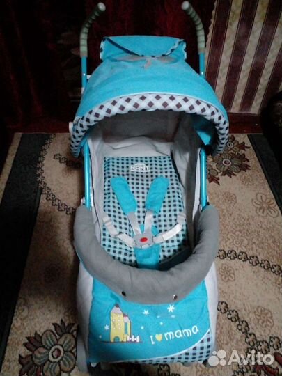 Коляска прогулочная