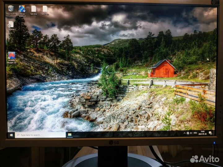 ЖК Монитор LG flatron L194WS, 19 дюймов