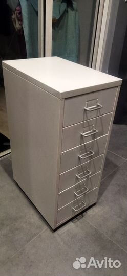 Тумба на колесах Икеа