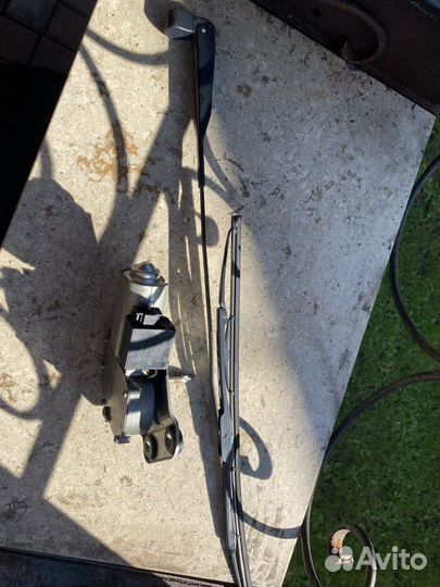 Моторчик дворника в сборе LADA granta