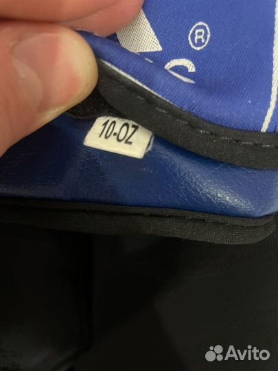 Боксерские перчатки 10 oz adidas