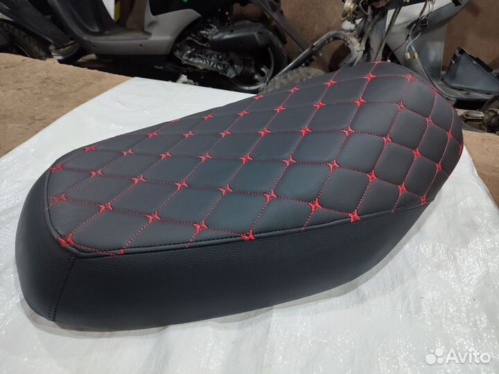 Сиденье Honda Tact 30/31
